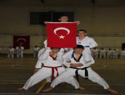 Taekwondo kuşak sınavı tamamlandı